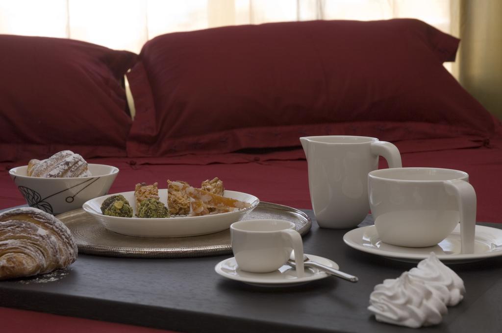 Eh13 Luxury Accommodation Catania Bagian luar foto