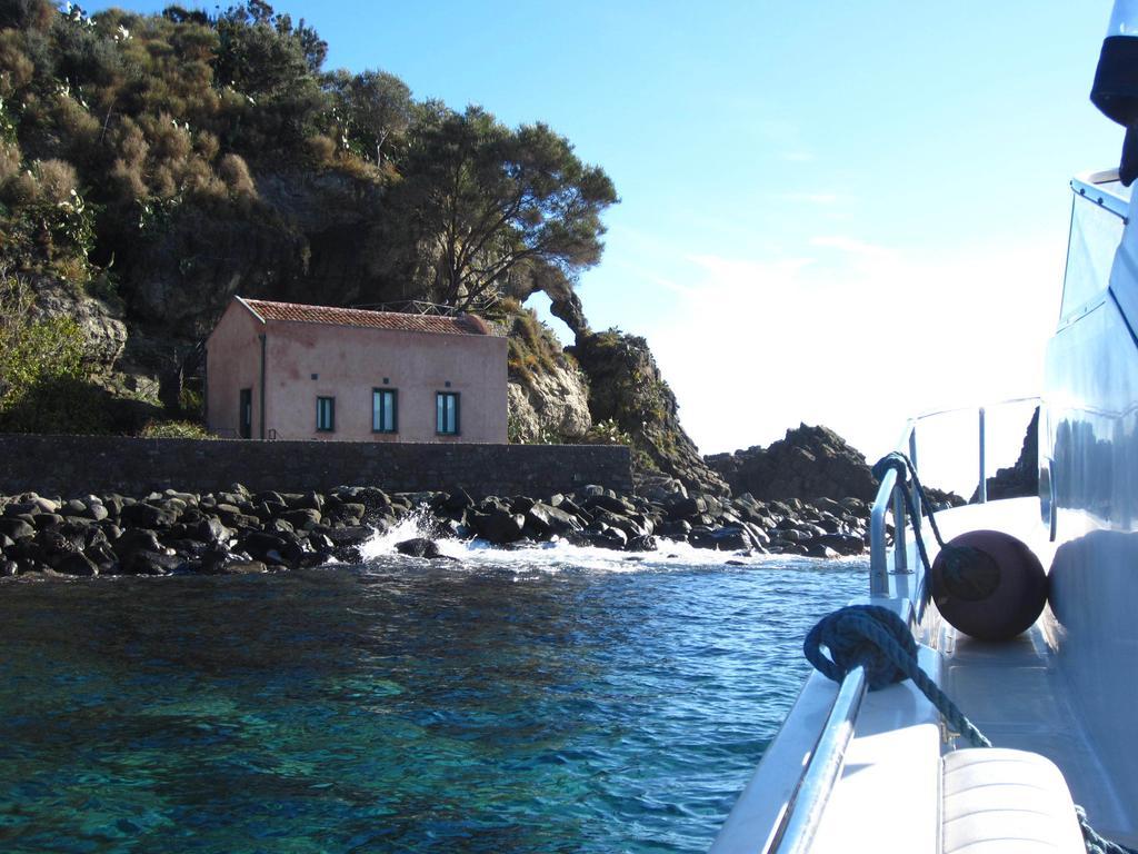 Eh13 Luxury Accommodation Catania Bagian luar foto