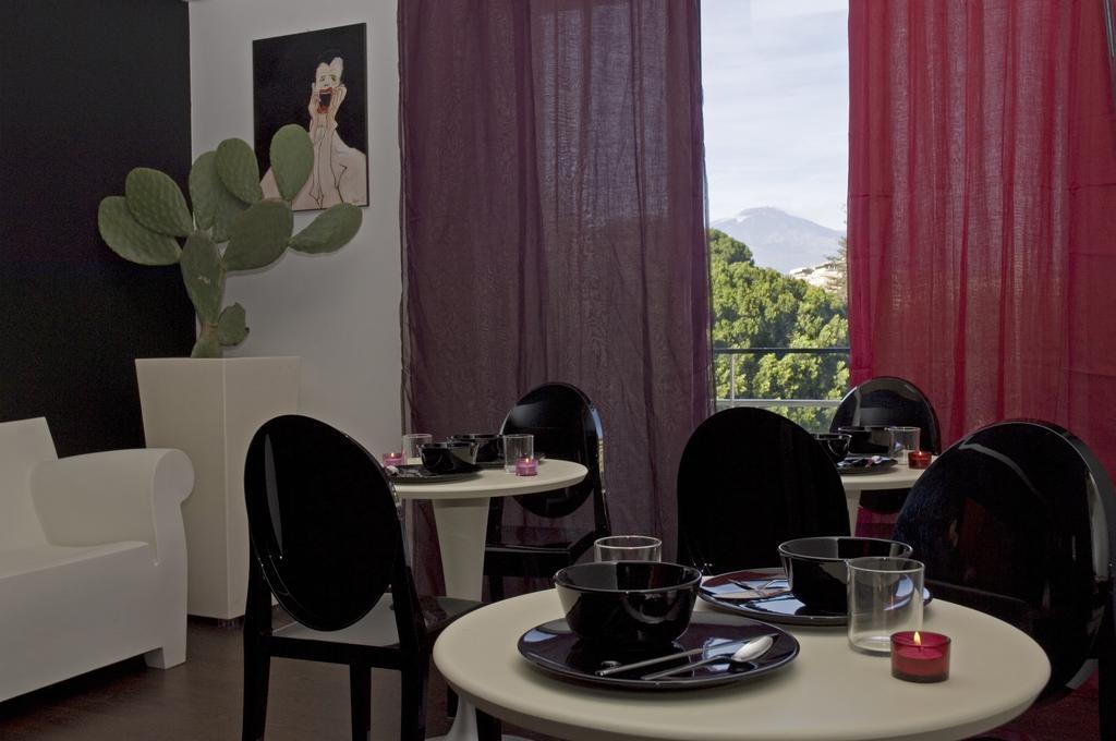 Eh13 Luxury Accommodation Catania Bagian luar foto